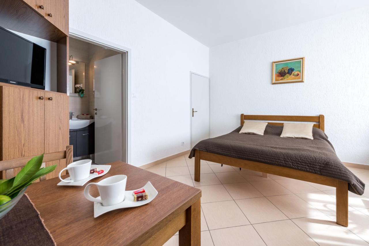 Amazing View Apartment Slavica 3 ดูบรอฟนิก ภายนอก รูปภาพ